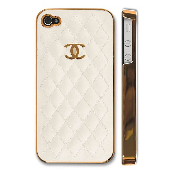 Case chanel branca com a dourado